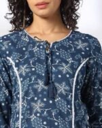 Women Printed Straight Kurta with Neck Tie-Up - Image 2